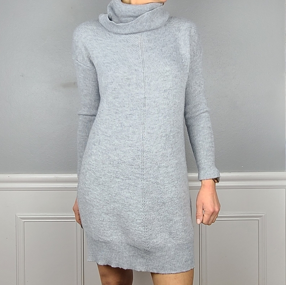 Lulus Tea Reader Light Grey Sweater 